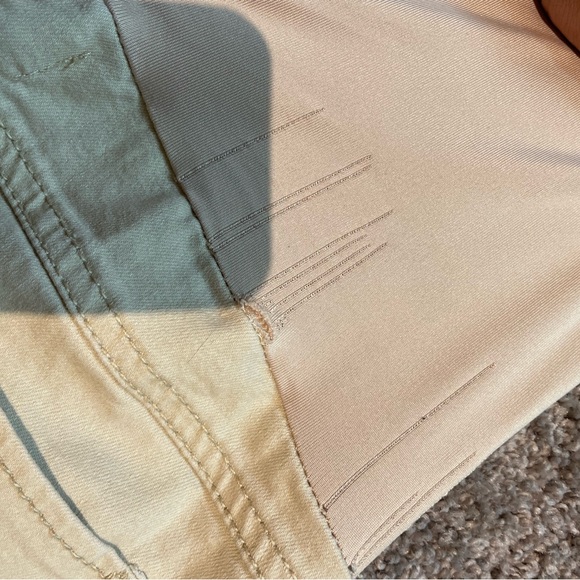 Lot of Seven Maternity Pants - Picture 16 of 16